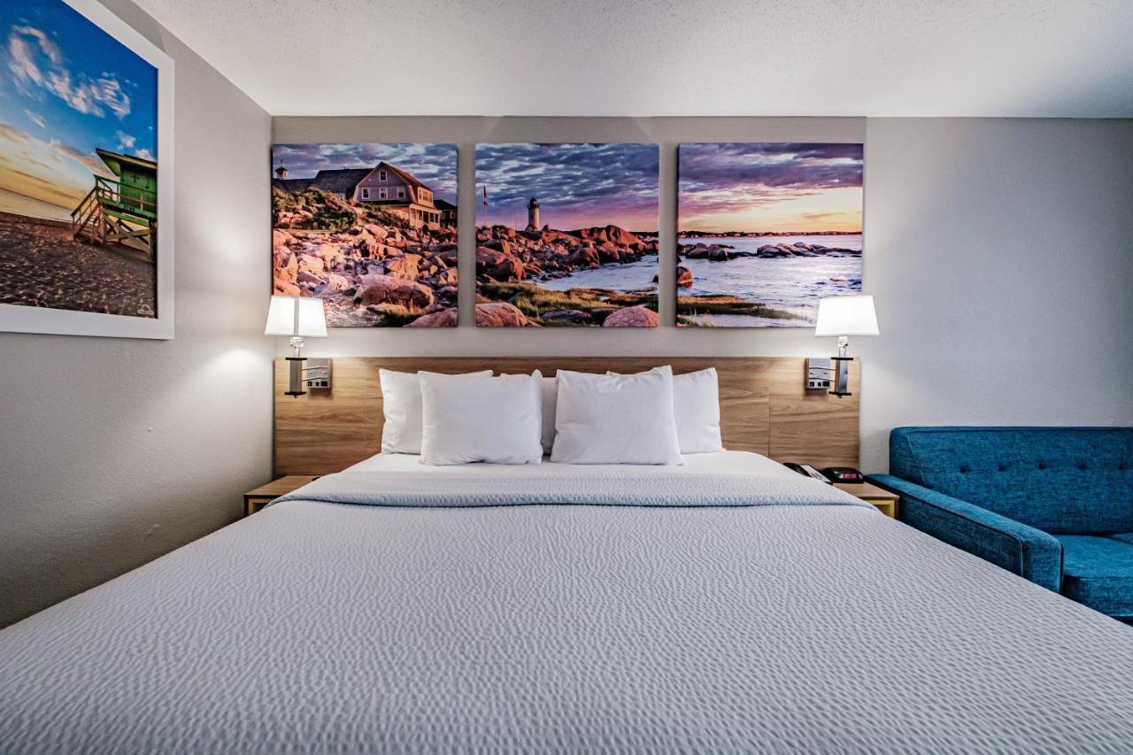 Days Inn By Wyndham Brunswick Bath Area Bagian luar foto