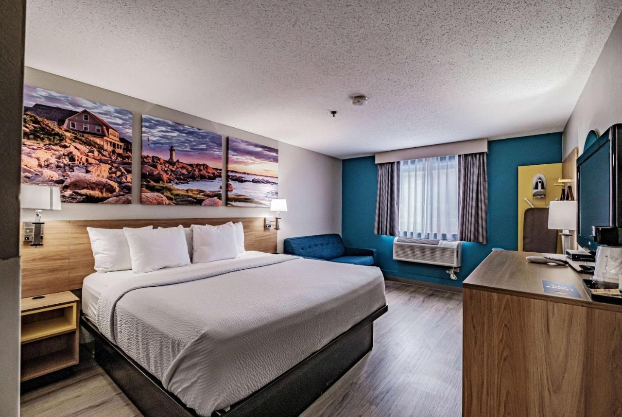 Days Inn By Wyndham Brunswick Bath Area Bagian luar foto